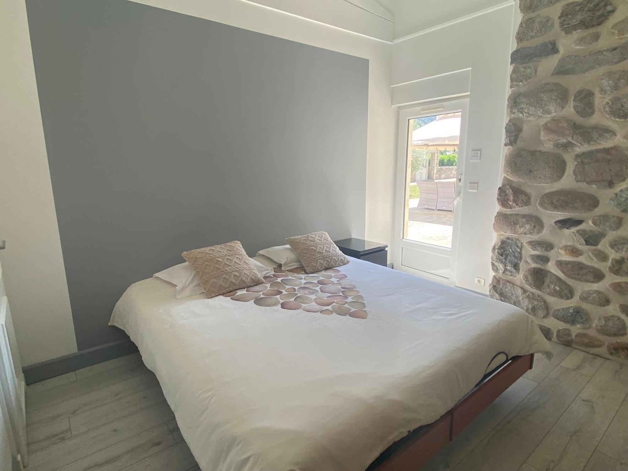 Domaine Les Buis Bed and Breakfast Saint-Fortunat-sur-Eyrieux Εξωτερικό φωτογραφία