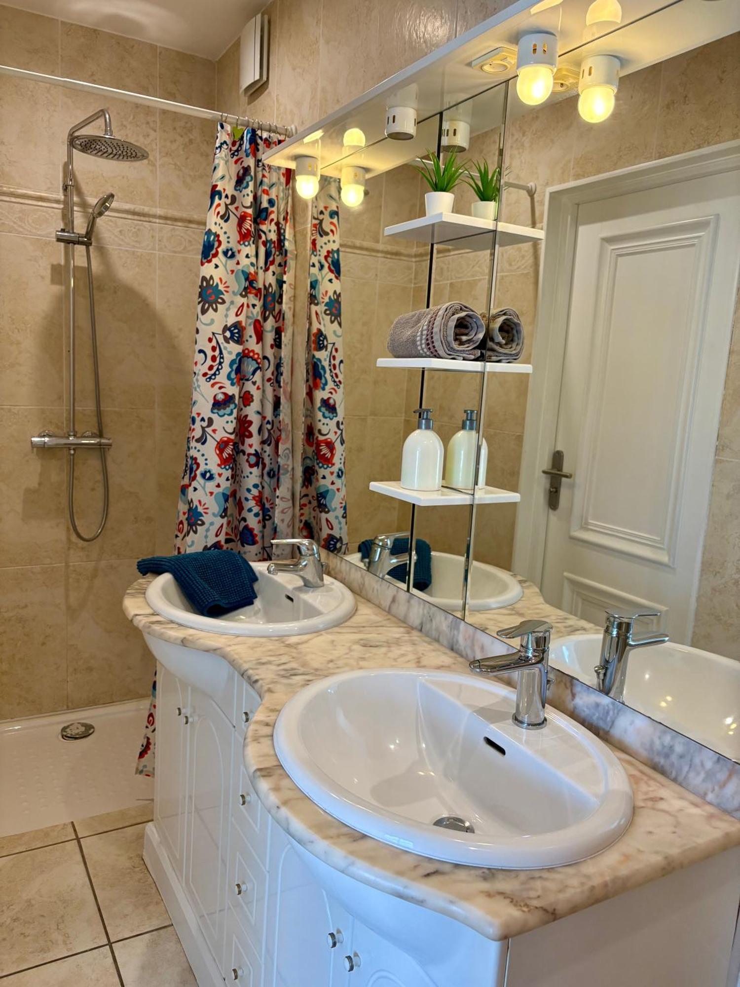 Domaine Les Buis Bed and Breakfast Saint-Fortunat-sur-Eyrieux Εξωτερικό φωτογραφία